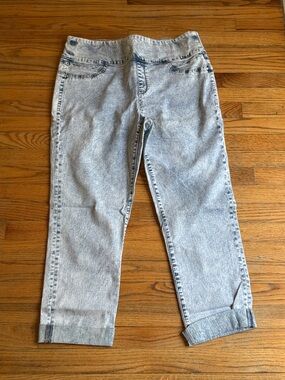 Seven7 Women's Light Blue Boyfriend Crop Jeans